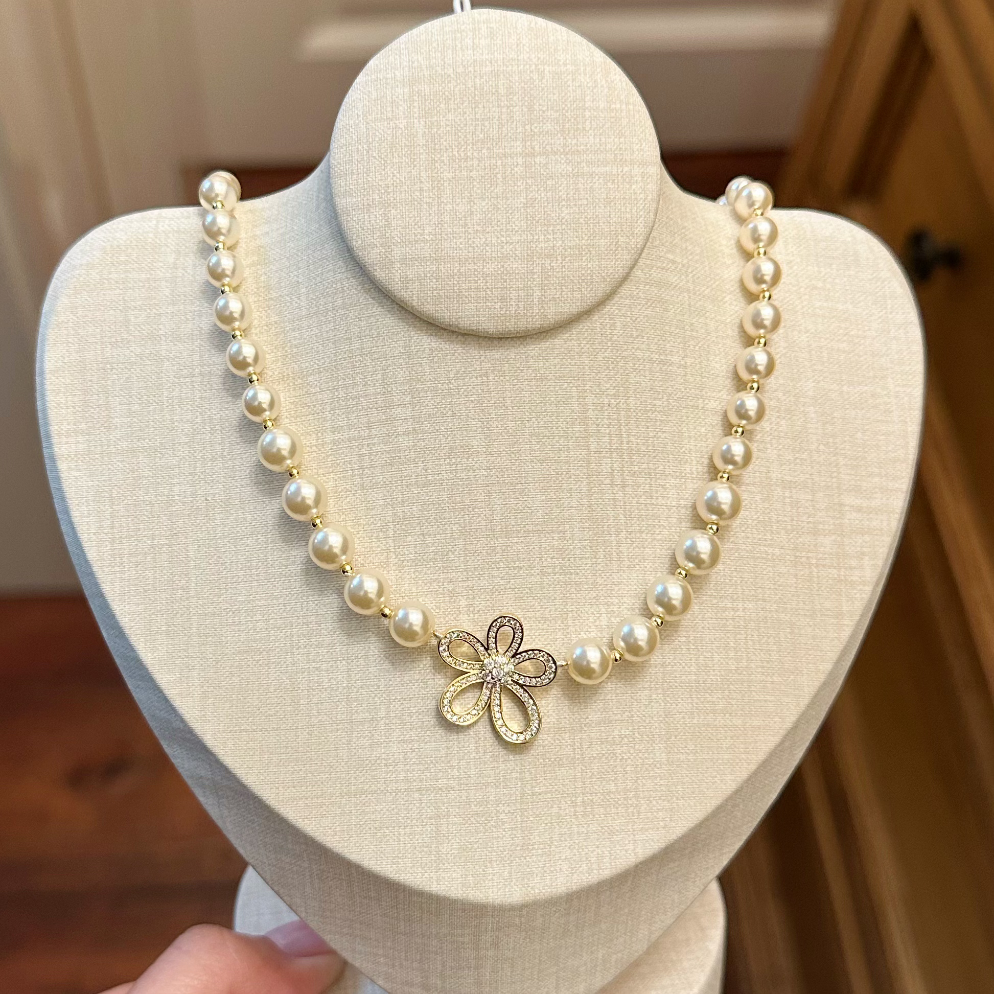 铜合金仿珍珠项链 X0167 时尚气质百搭经典五瓣花多项链