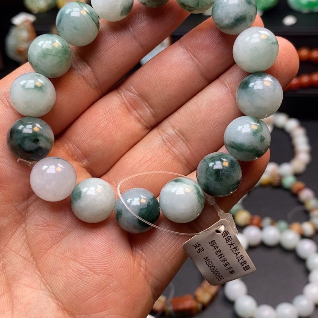 翡翠未镶嵌手串飘花