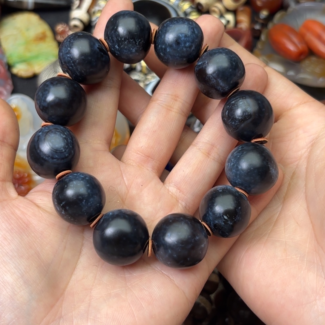 玛瑙/玉髓手串未镶嵌&*