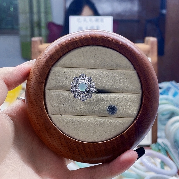 翡翠未镶嵌颈饰天然翡翠