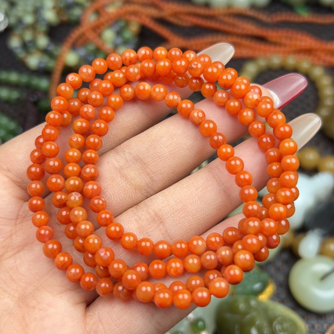 南红玛瑙吊坠未镶嵌