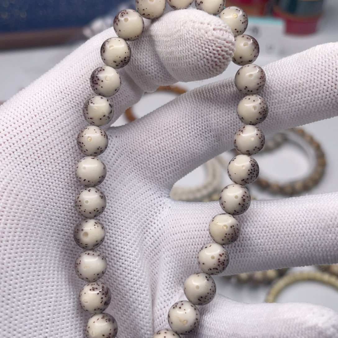 大****手串星月菩提8圆冰糖玉化大留白