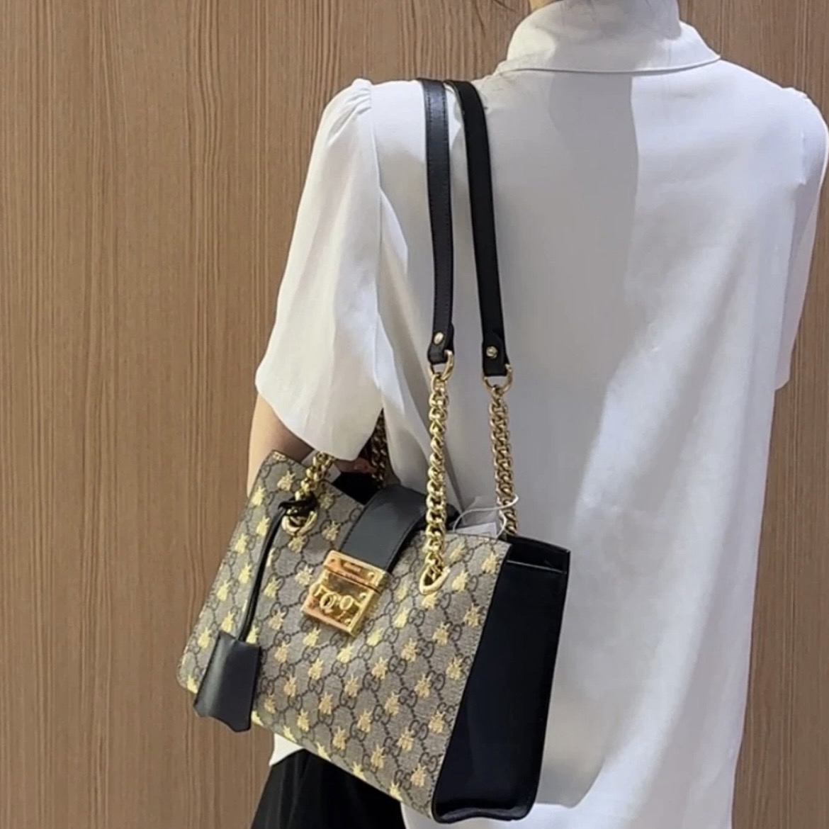 95新 GUCCI/古驰 padlock小号蜜蜂印花单肩斜挎链条包