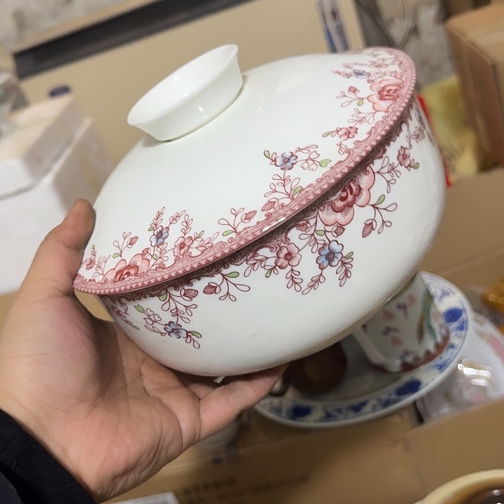 茶盏陶瓷盘子啥都有