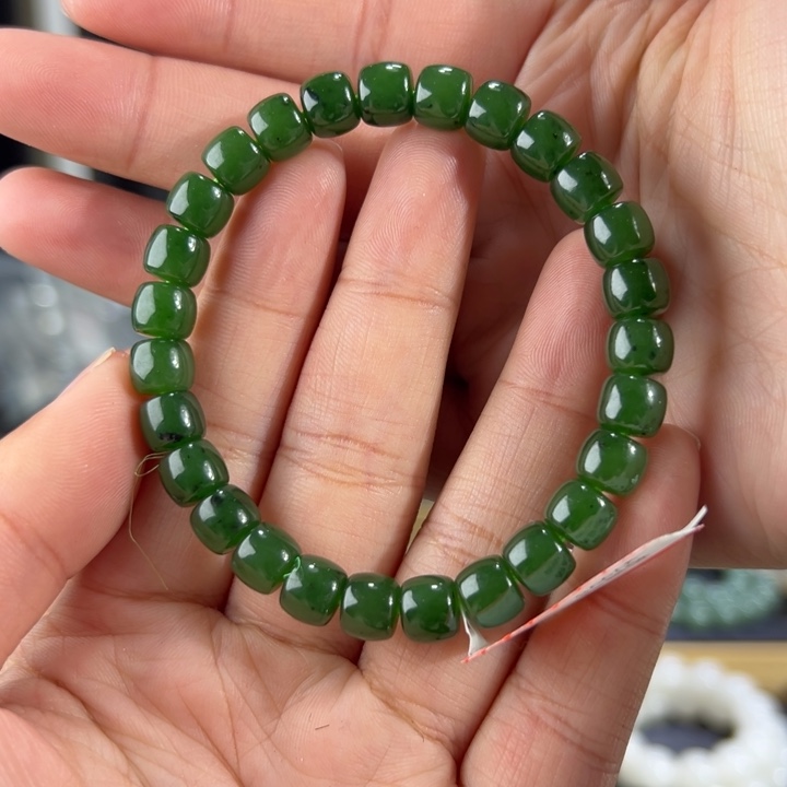 和田玉手串未镶嵌俄罗斯碧玉菠菜绿卡8直切