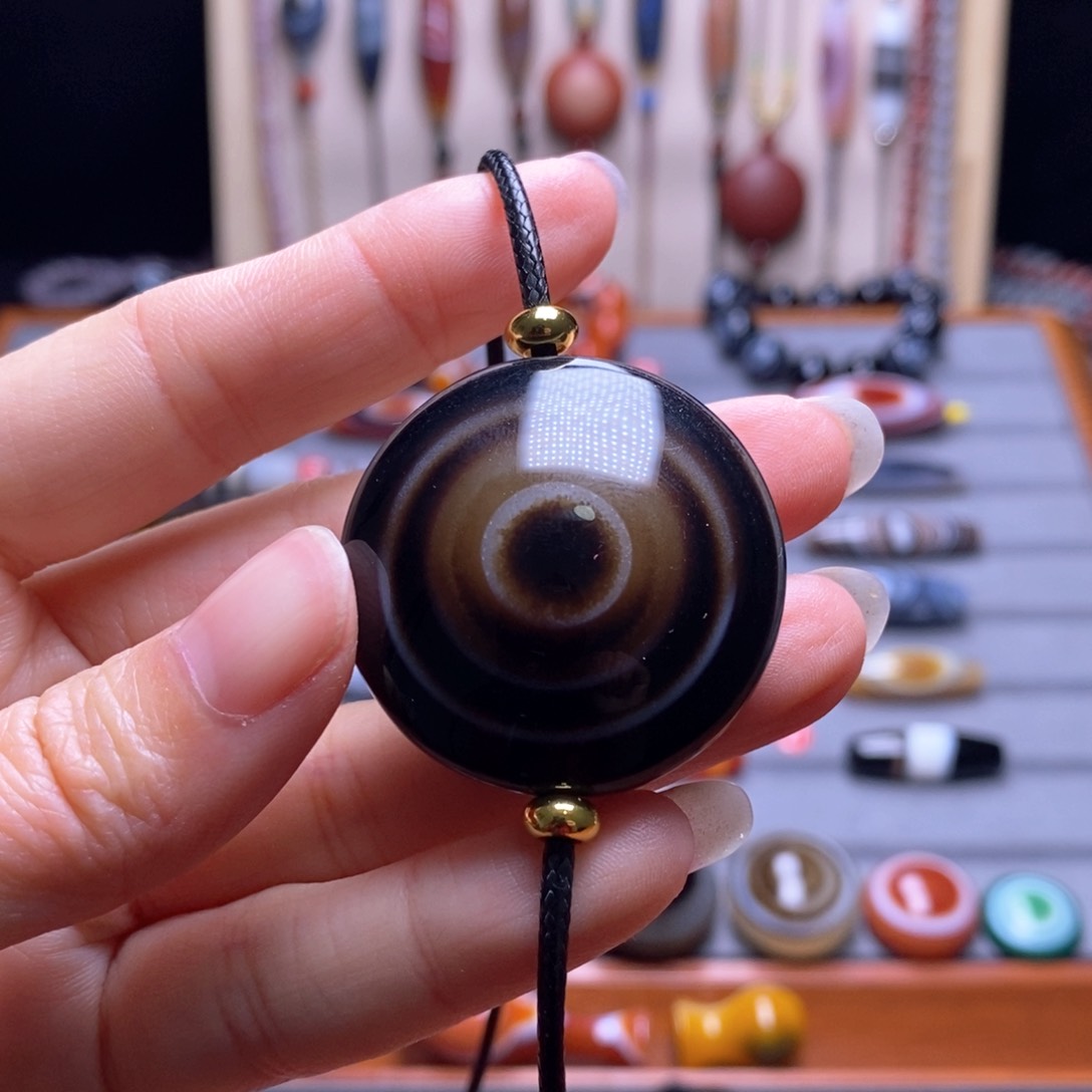 玛瑙/玉髓缠丝玛瑙未镶嵌