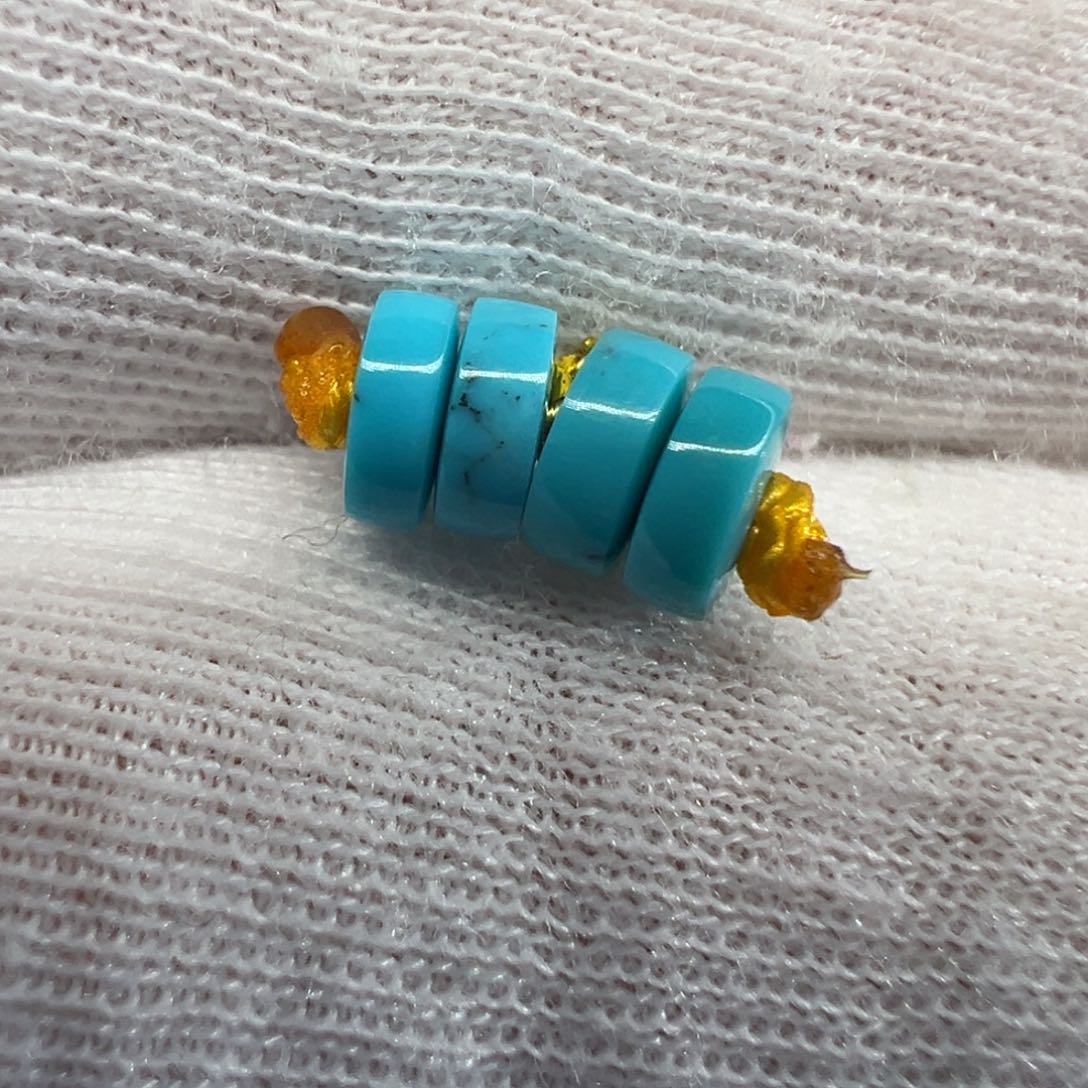 绿松石配饰未镶嵌