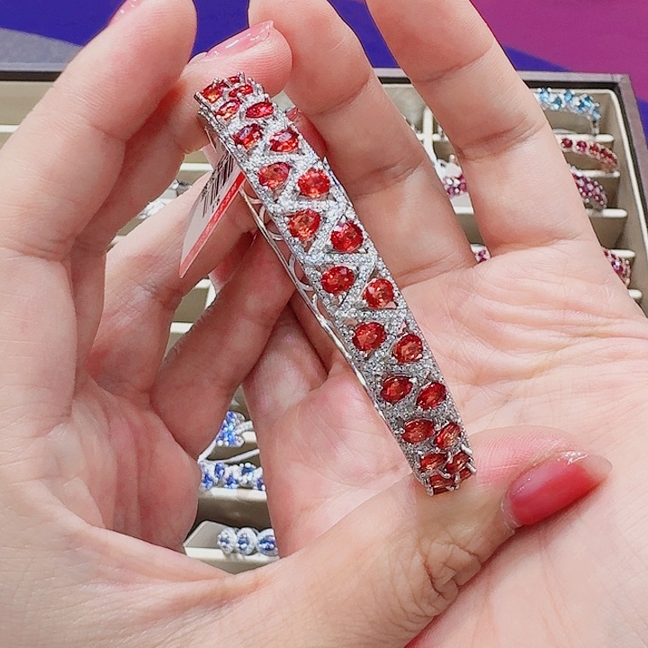 蓝宝石手镯银S925镶嵌