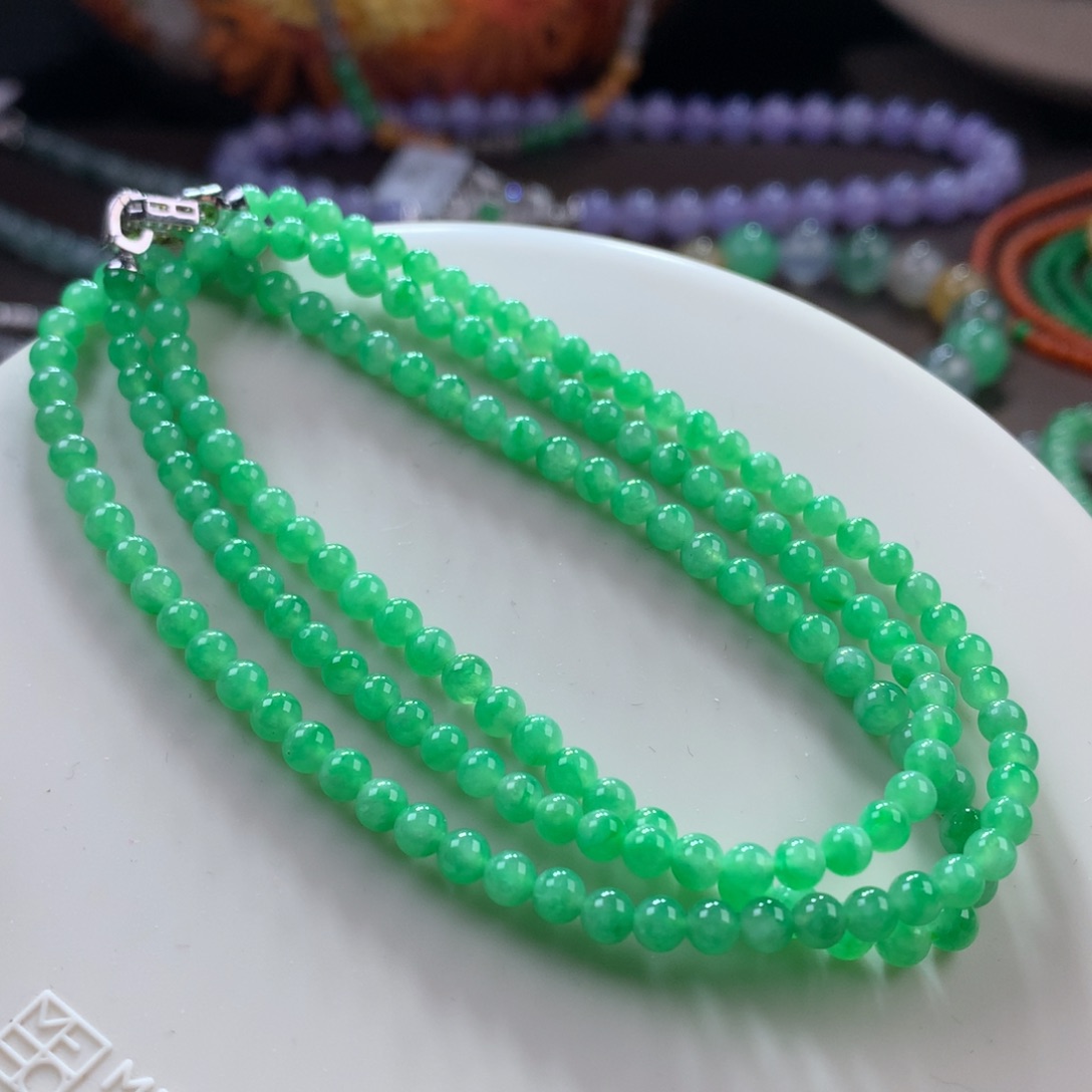 翡翠未镶嵌颈饰卡3.4~4.2甜阳绿项链