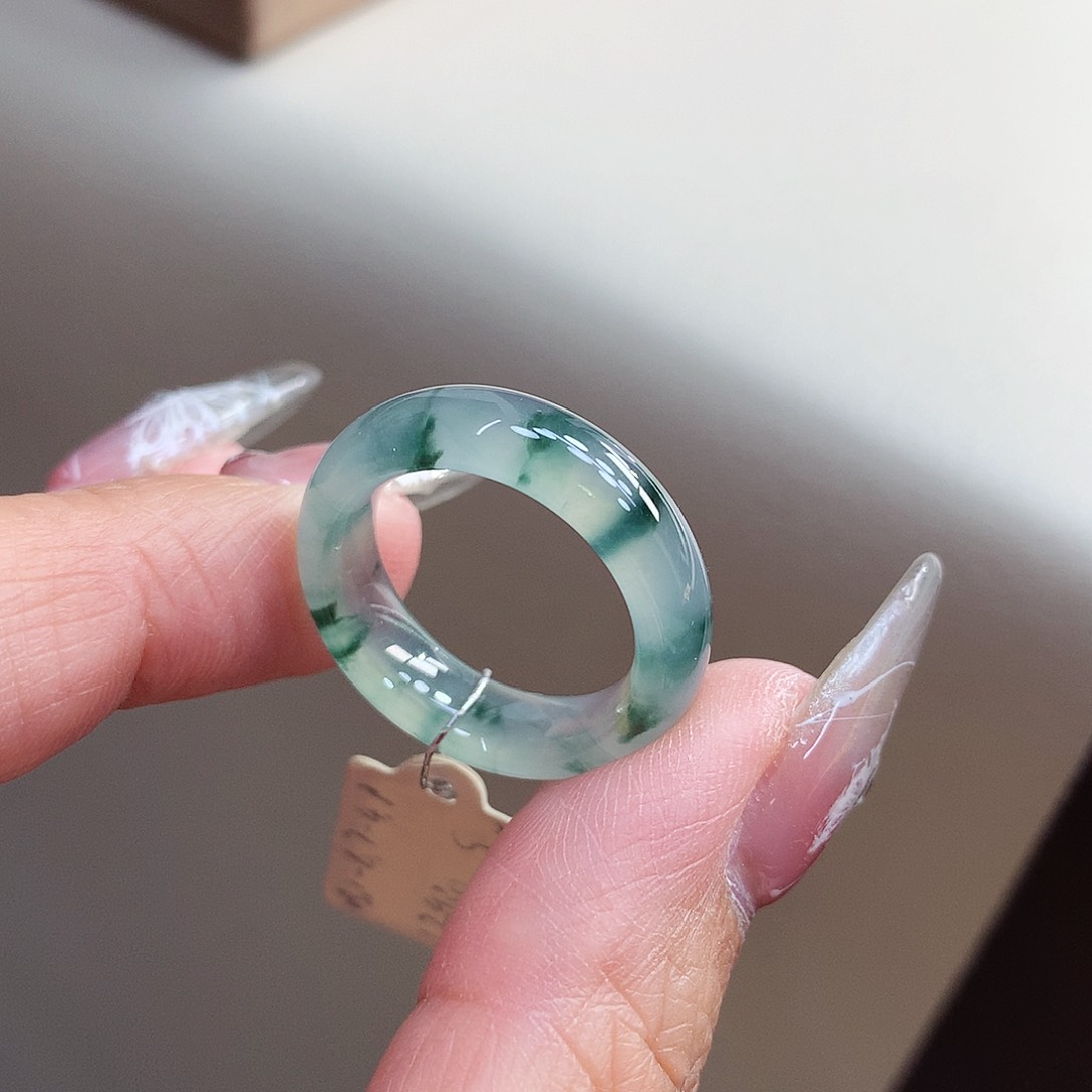 翡翠戒指未镶嵌17号