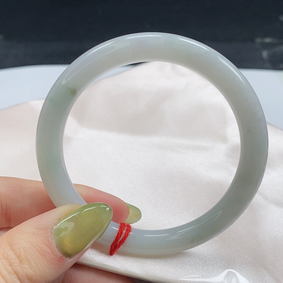 【闪购商品】翡翠手镯（圆镯）未镶嵌207号
