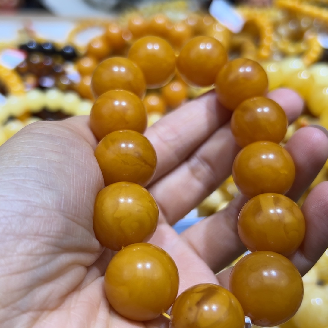 琥珀珠宝奇石未镶嵌