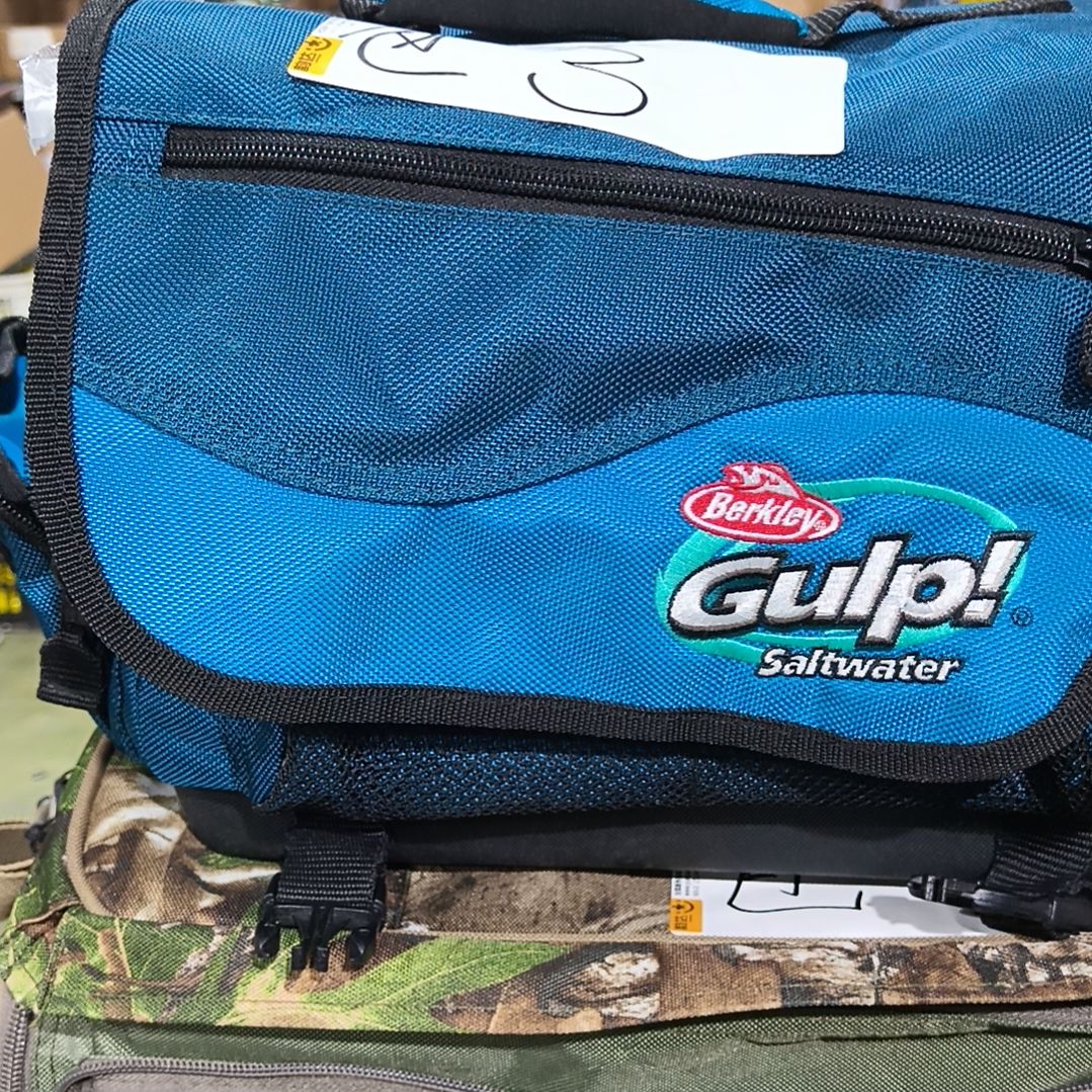 L****8包3_1个颜色随机