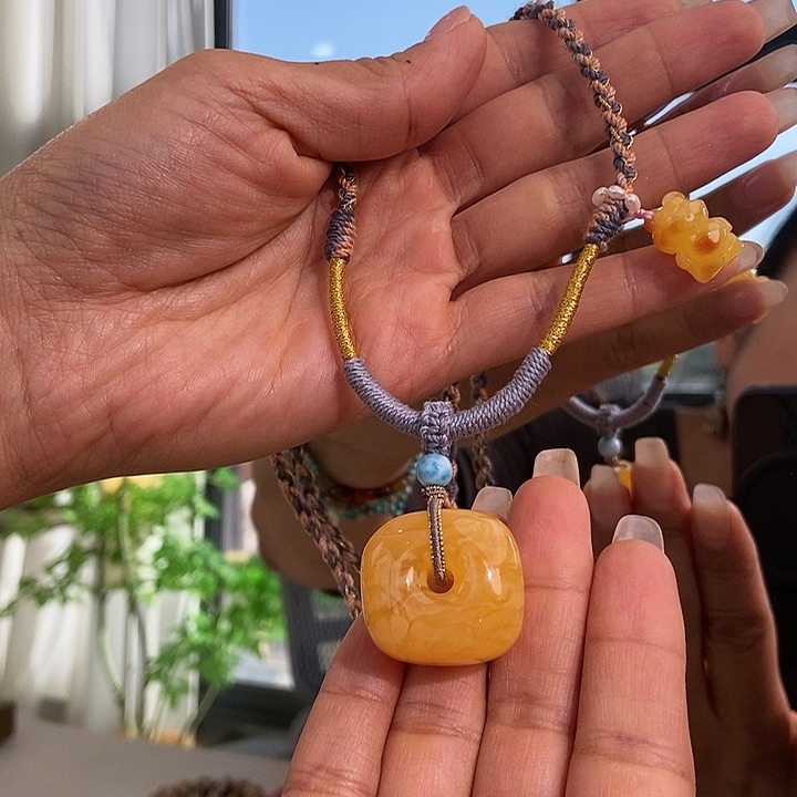 琥珀颈饰未镶嵌蜜蜡项链