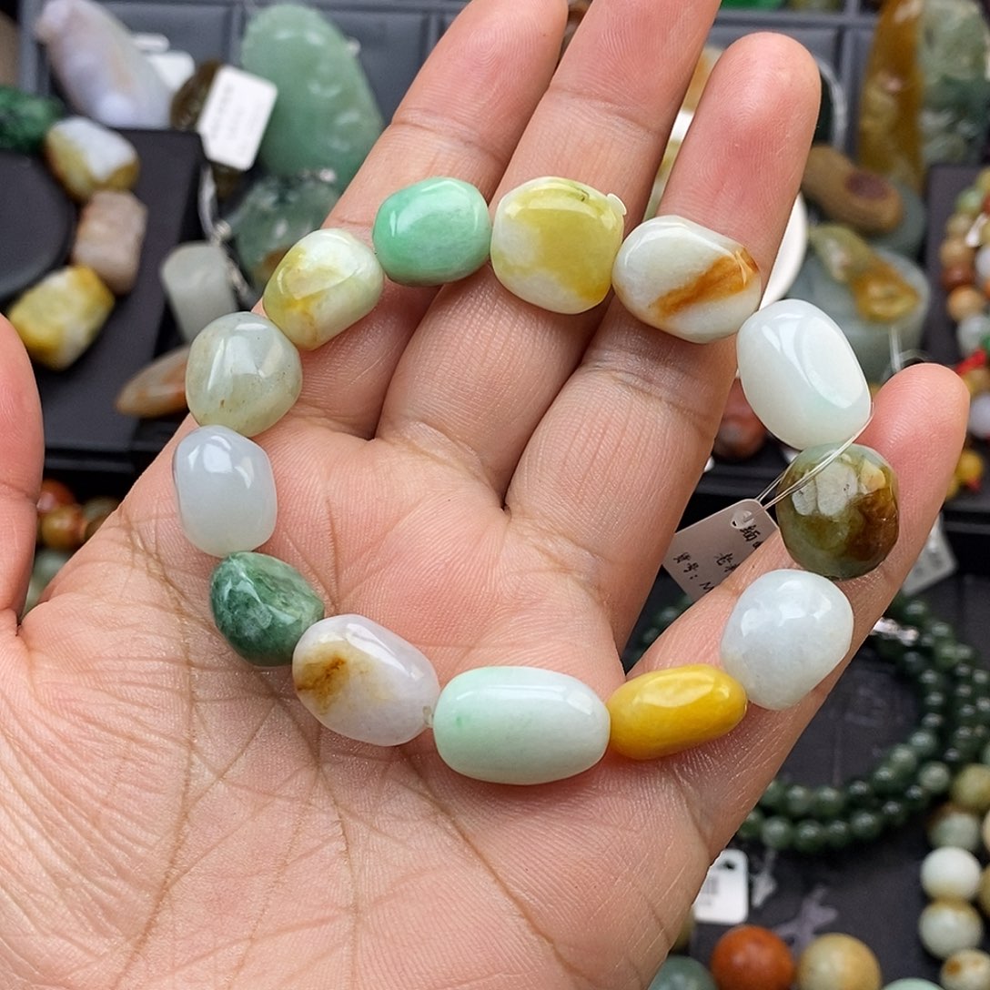 翡翠手串未镶嵌随行