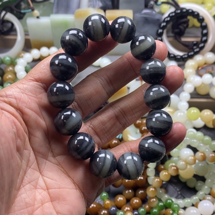 和田玉挂件未镶嵌笑*呀