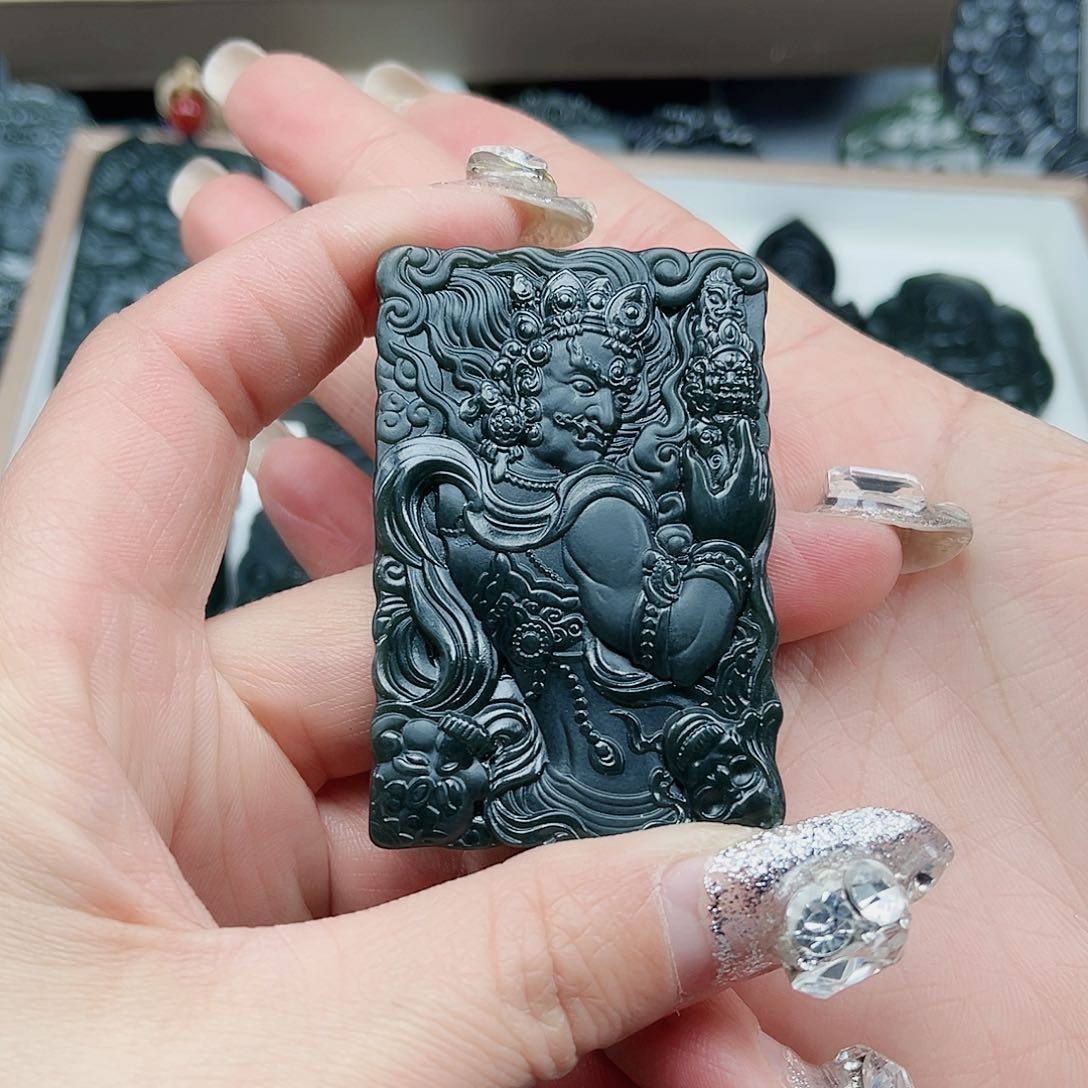 和田玉（青玉）颈饰未镶嵌