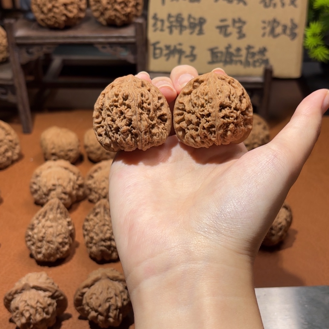 吊坠桃核40角疆 原生态