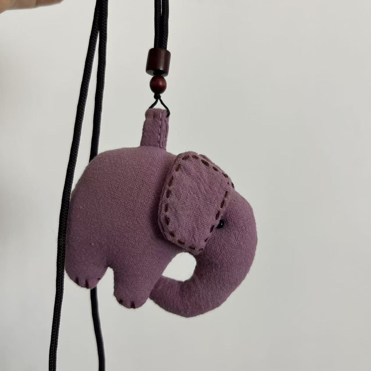 布艺浅紫小象项链 挂饰/项链/服饰搭配 创意饰品