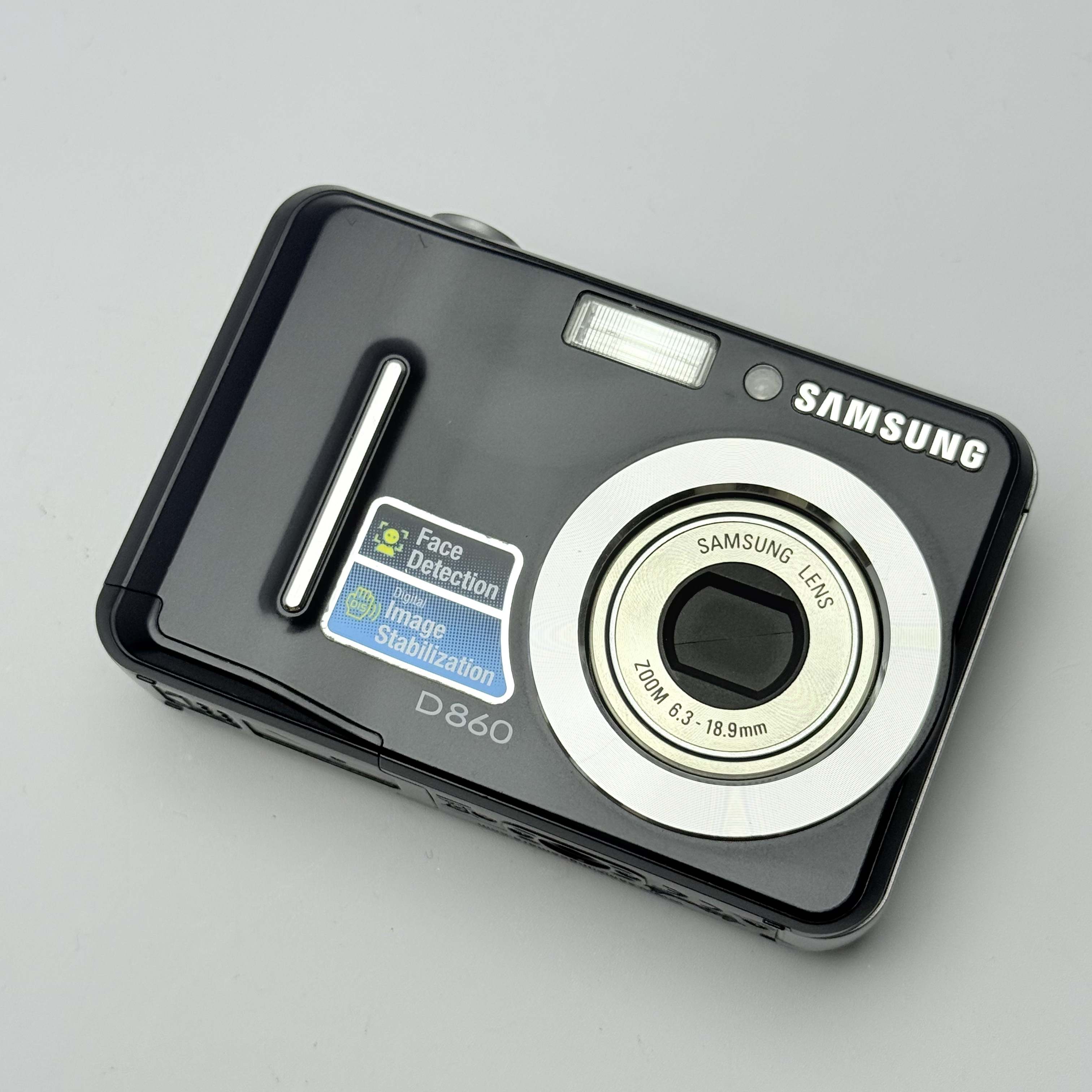 95新 Samsung/三星 d860 800w像素5倍光变出片奶油肌c（no退no换）