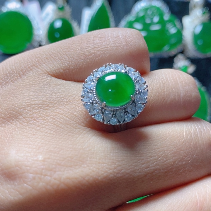 翡翠颈饰银S925镶嵌        