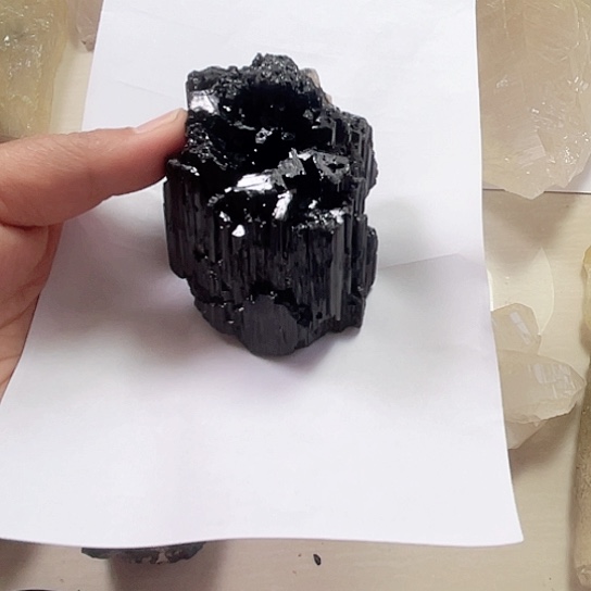 天然黑碧玺原石未镶嵌碧玺锦**金