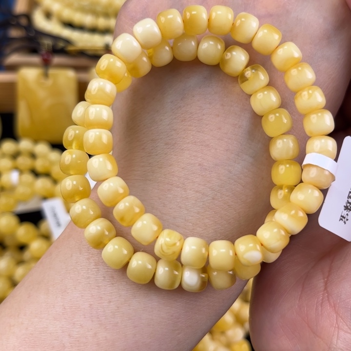 未镶嵌琥珀珠宝奇石琥珀，多样性发其一