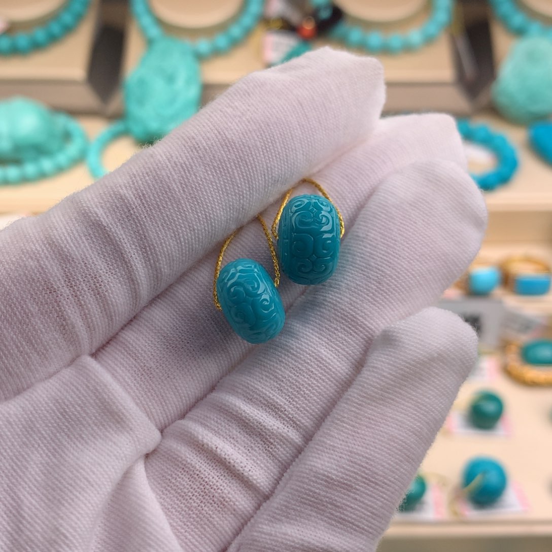 绿松石珠宝奇石未镶嵌吉**相