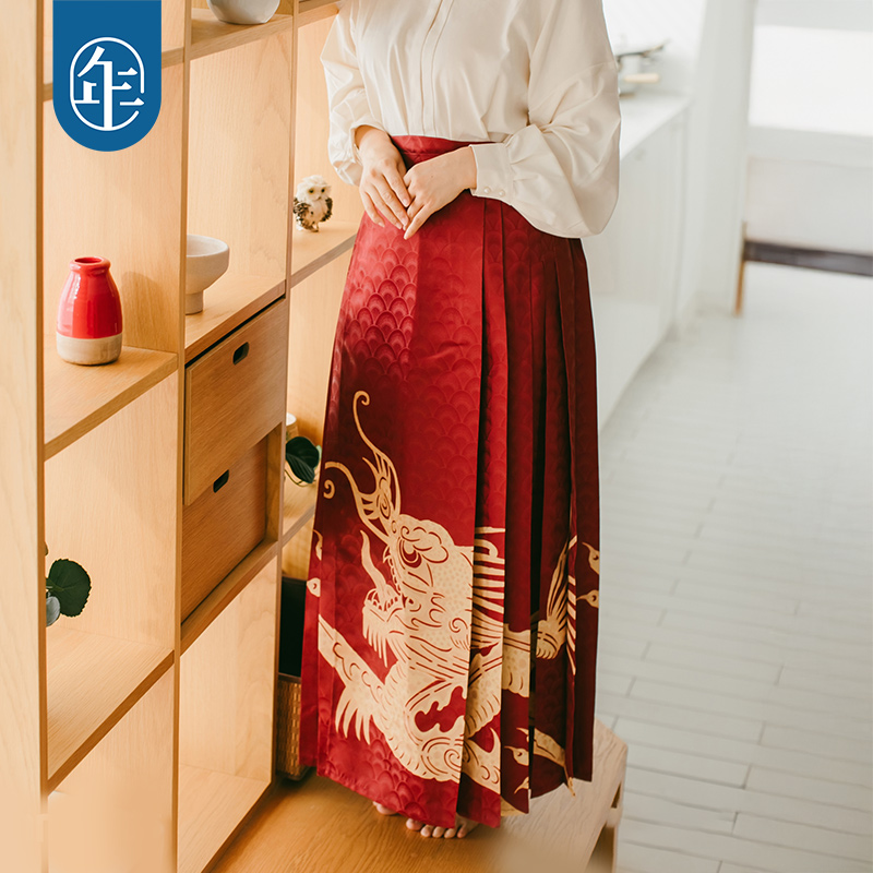 【龙锦华光】年衣中国风马面裙女秋冬新款古装汉服裙