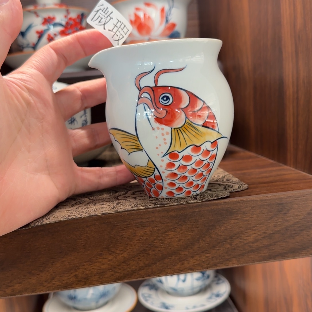 釉下手绘茶具微瑕