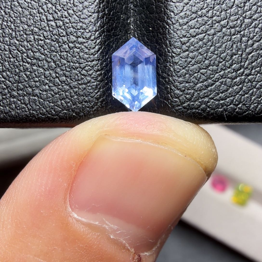 蓝宝石裸石1.12ct