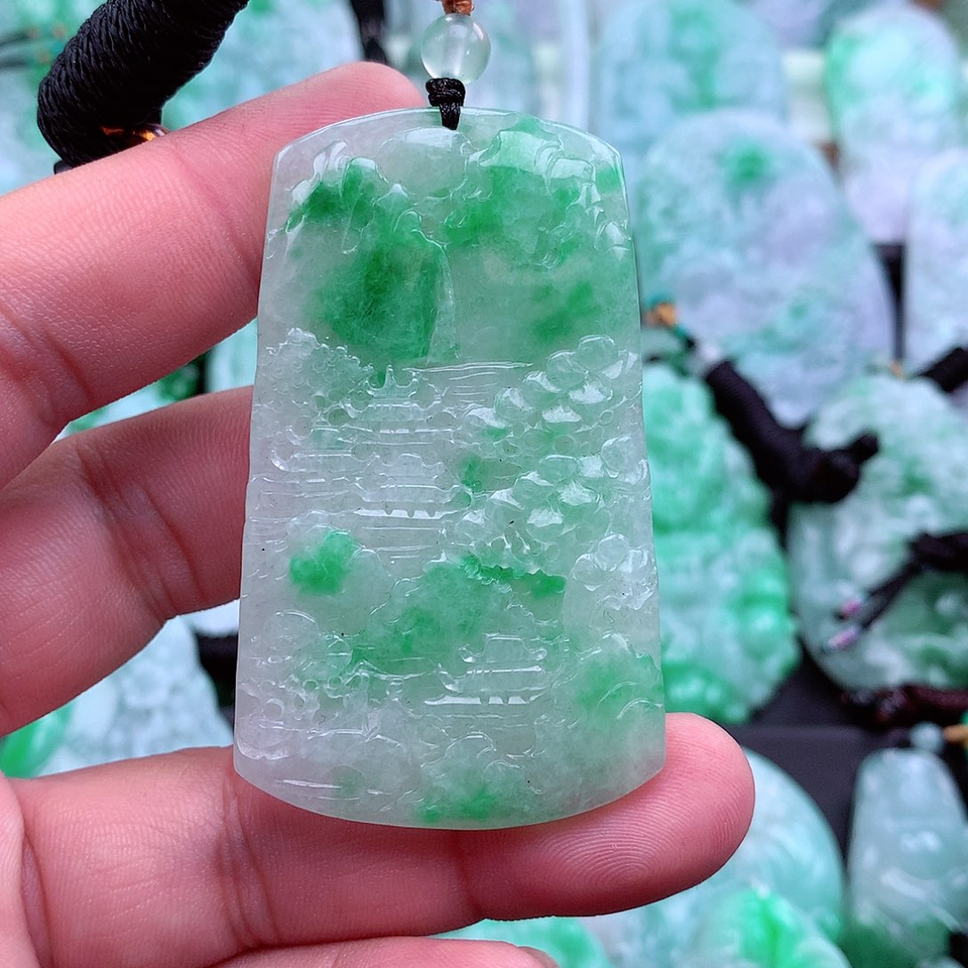 翡翠吊坠(不含链)未镶嵌