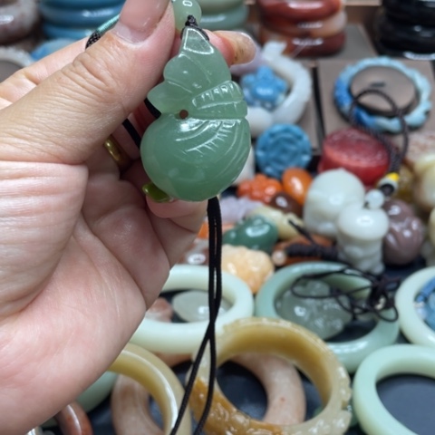 合金石英质玉（黄龙玉）手链