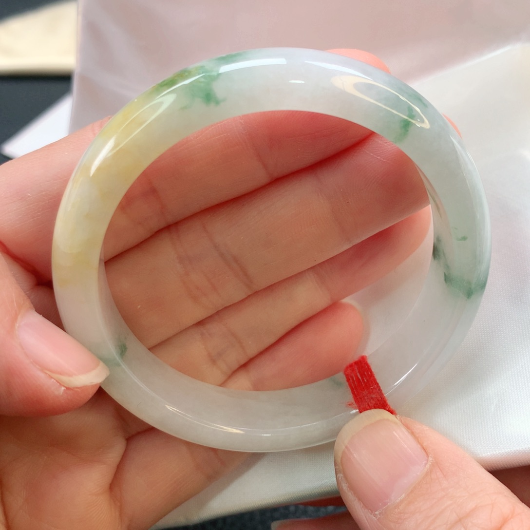 翡翠手镯未镶嵌52正