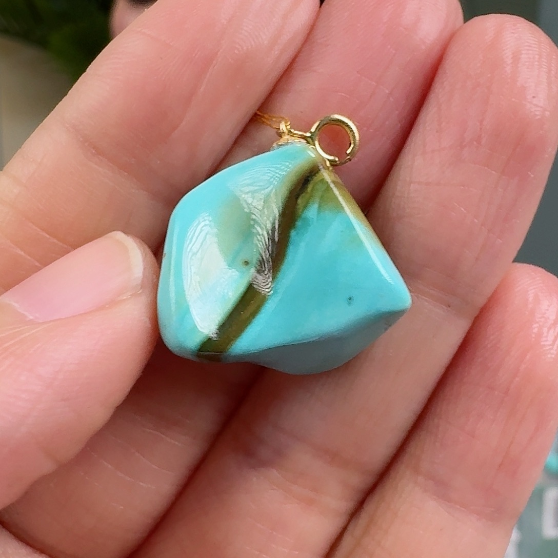 绿松石珠宝奇石18K金镶嵌