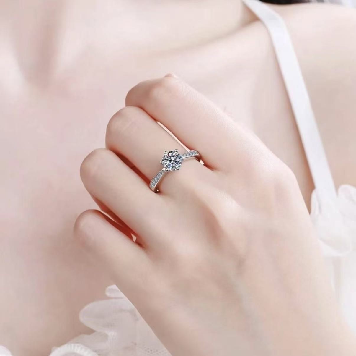 NFZX 周家小蛮腰微镶戒指 2.0ct