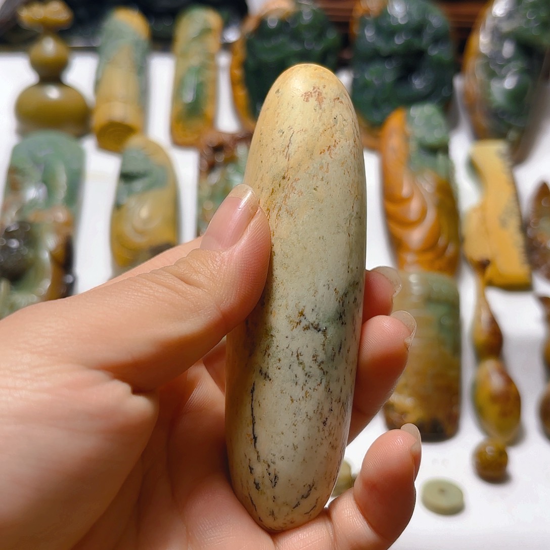 岫岩河磨玉（透闪石质玉）未镶嵌挂件