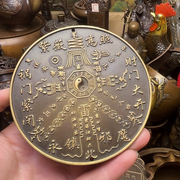 精美铜器批发档口