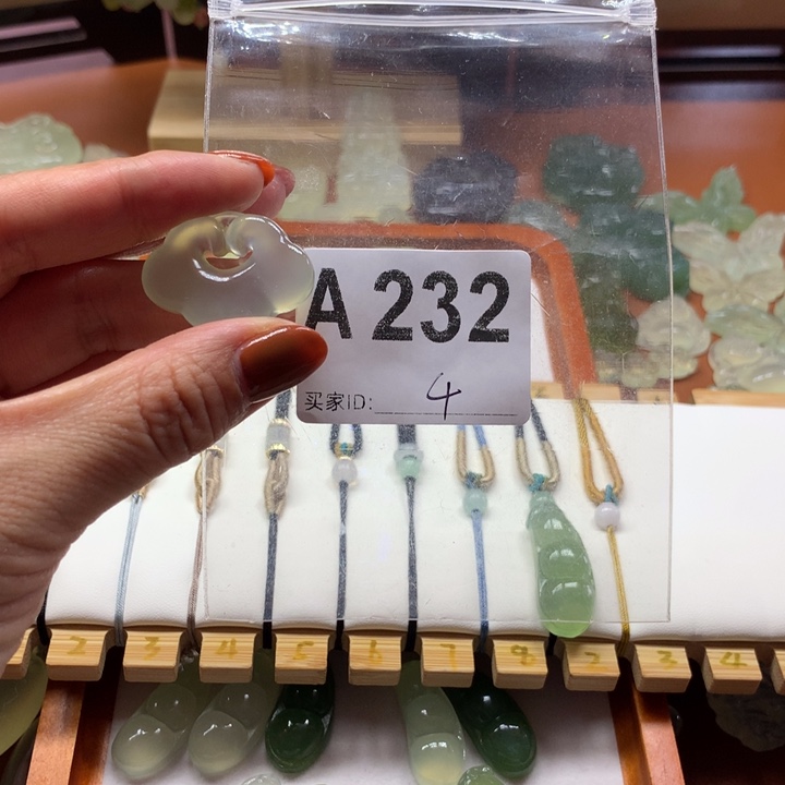 巧****未镶嵌蛇纹石玉岫玉有棉