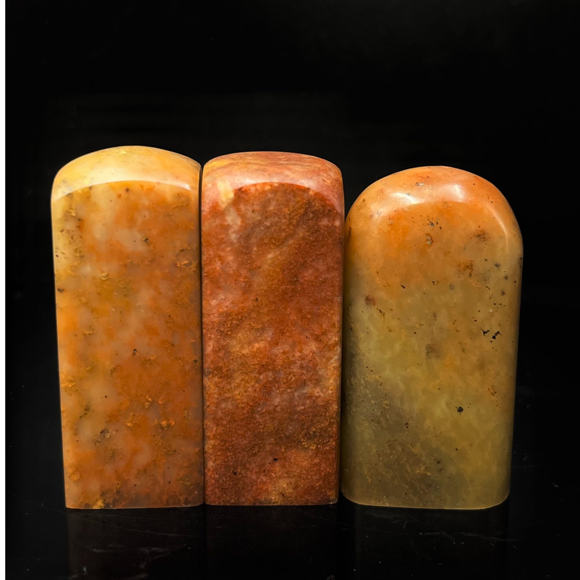 《传艺阁》推荐，一套手工篆刻印章