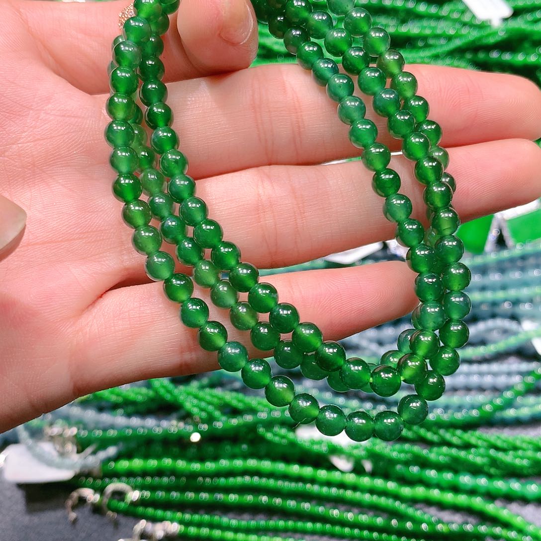 翡翠手串未镶嵌天然翡翠
