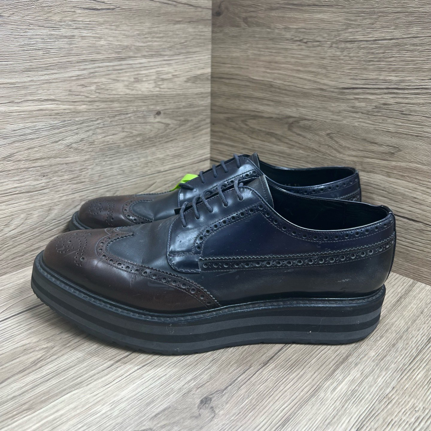 95新 Prada/普拉达 黑棕雕花德比皮鞋 41.5码