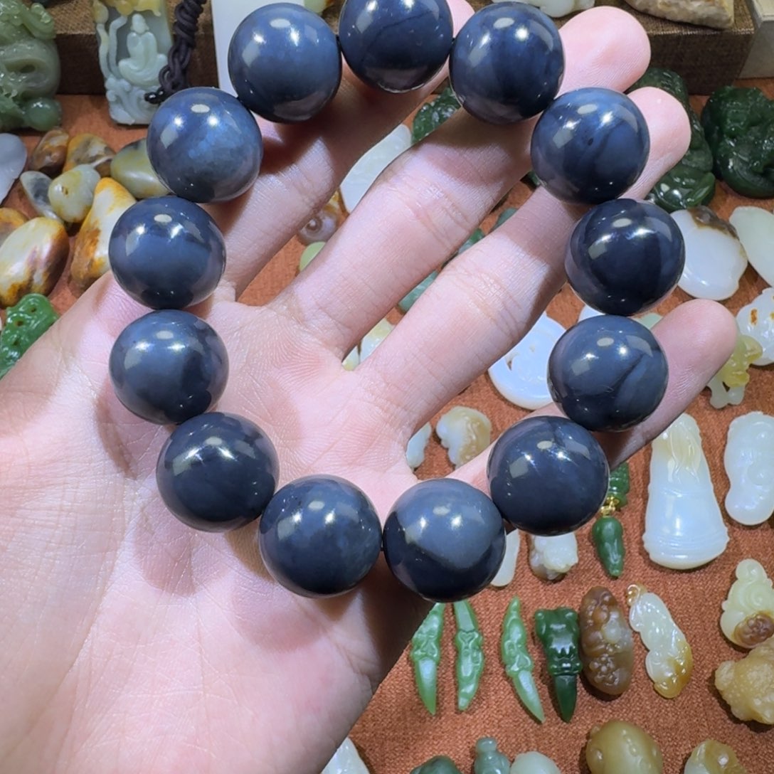 和田玉手串未镶嵌