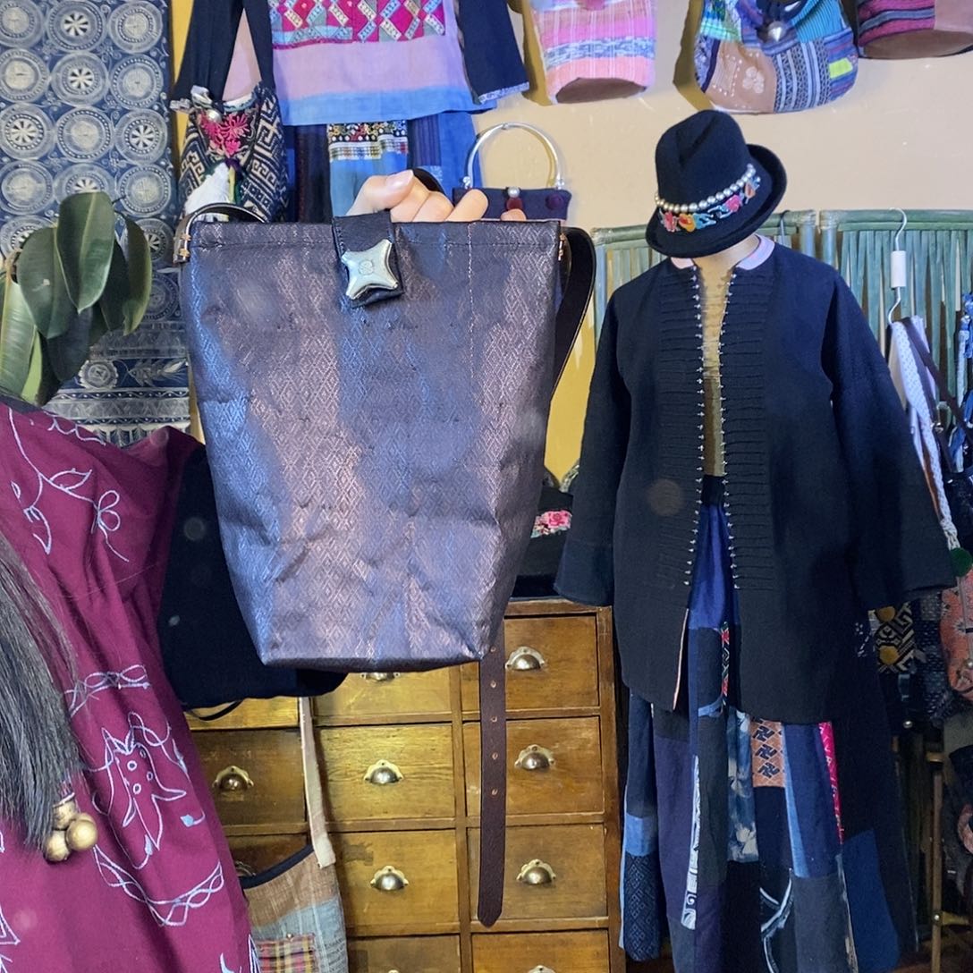 织绣手工制作包包