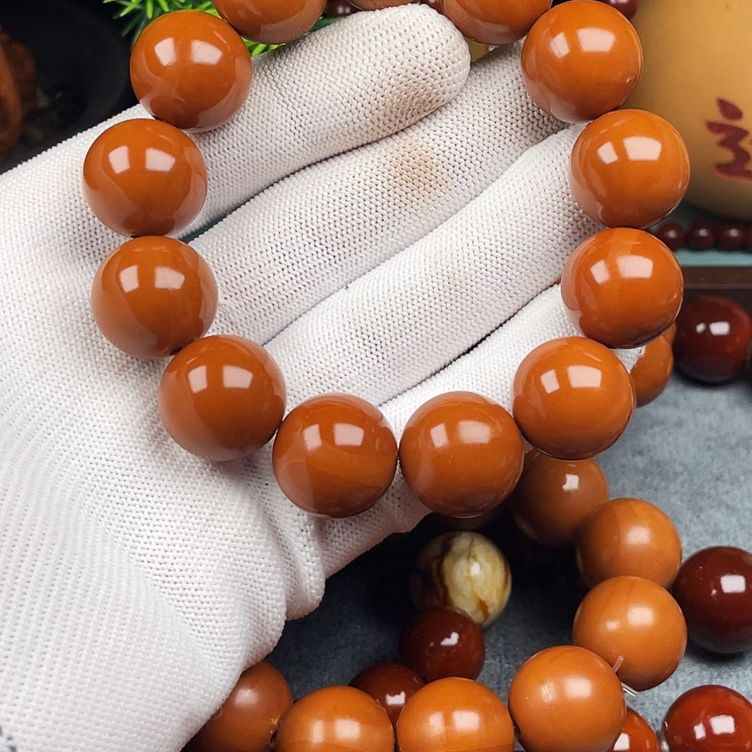 橄榄核手串@*1.7鸡血红橄榄核正圆