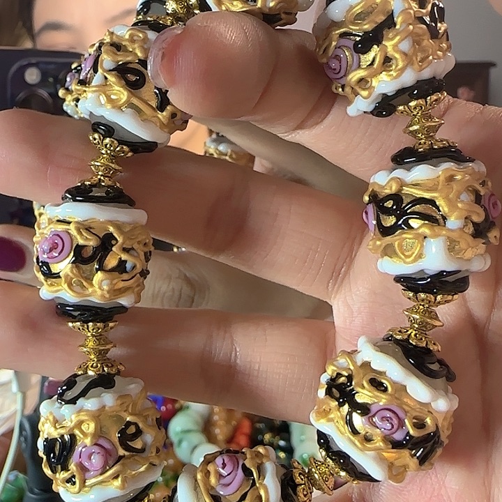 玻璃颈饰老琉璃的故事也太感人了吧呜呜