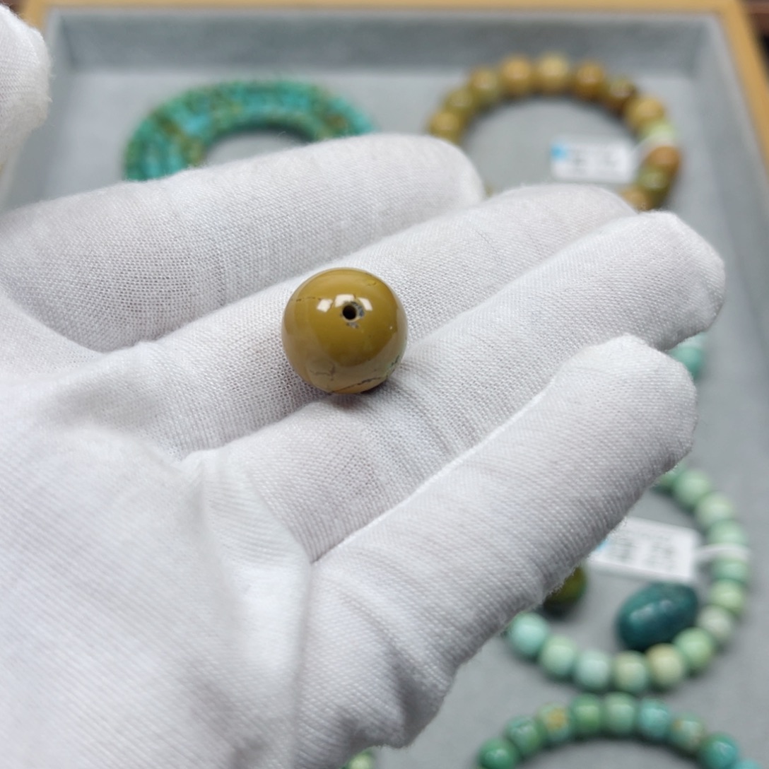 绿松石未镶嵌挂件