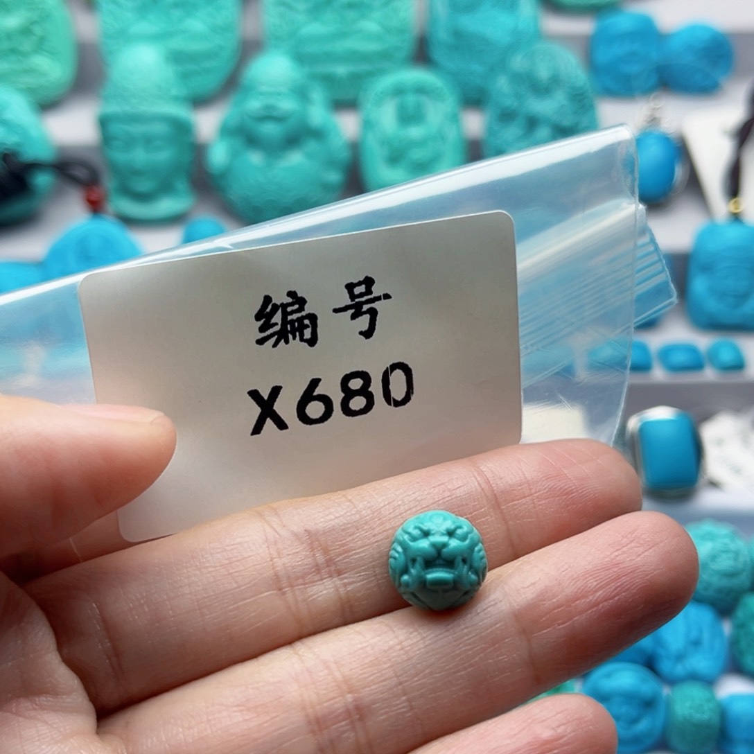 绿松石雕刻未镶嵌