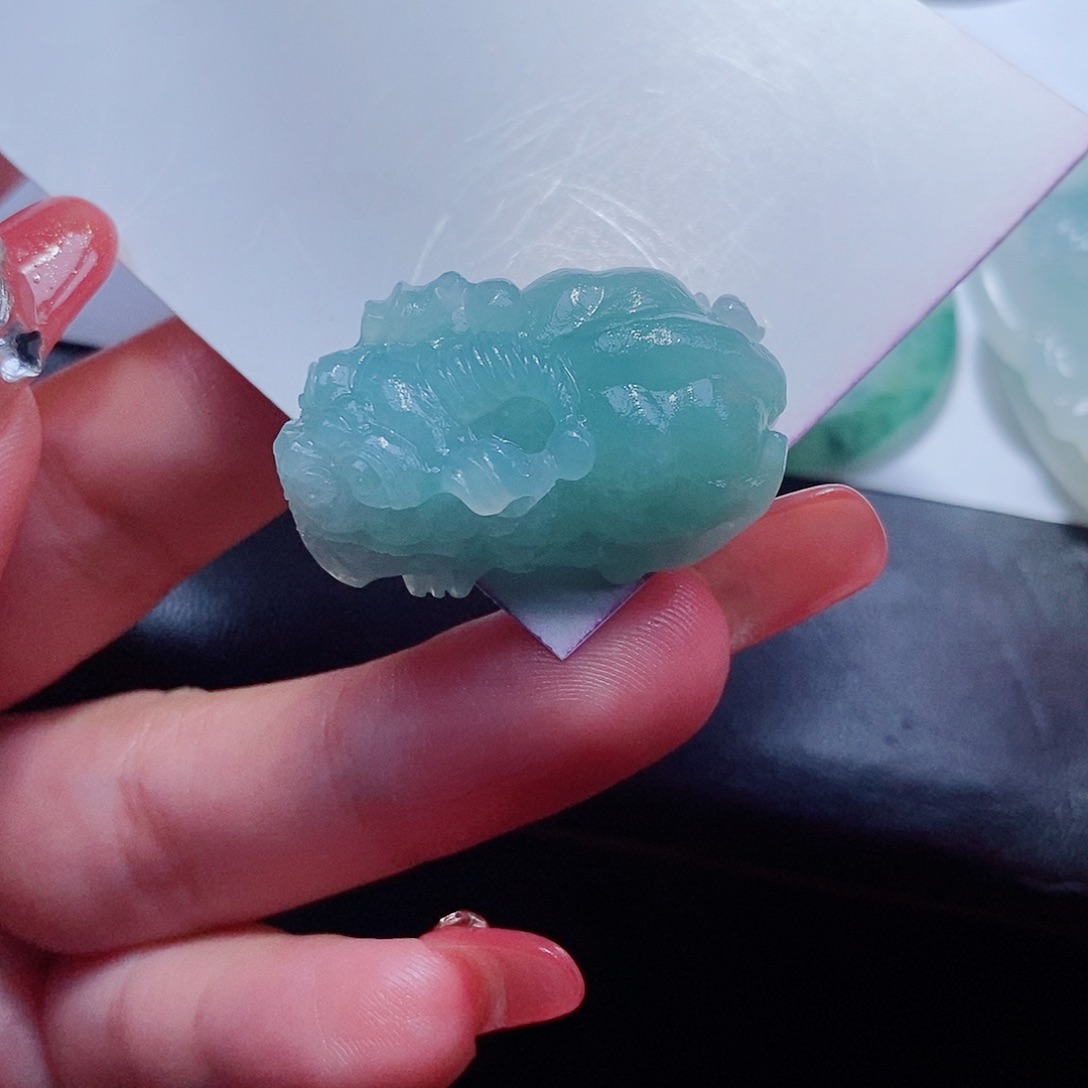 未镶嵌定制翡翠翡翠