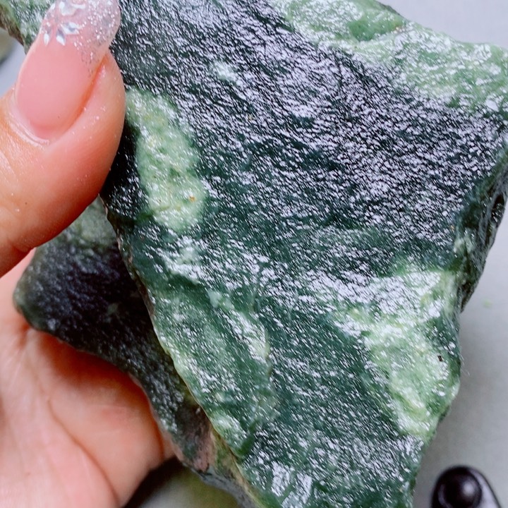 和田玉未镶嵌珠宝奇石